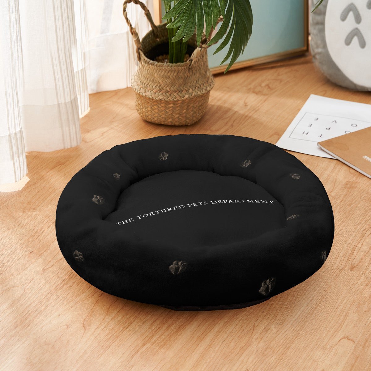 Tortured Pets Round Pet Bed (23X23in)